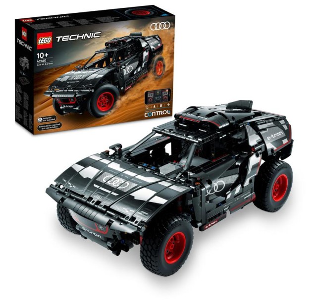 Конструктор LEGO Technic Audi RS Q e-tron