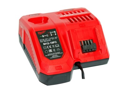 Зарядний пристрій Milwaukee M12-18FC TURBO, 12/18В, 1.01кг